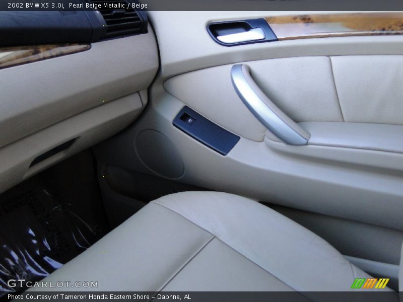 Pearl Beige Metallic / Beige 2002 BMW X5 3.0i