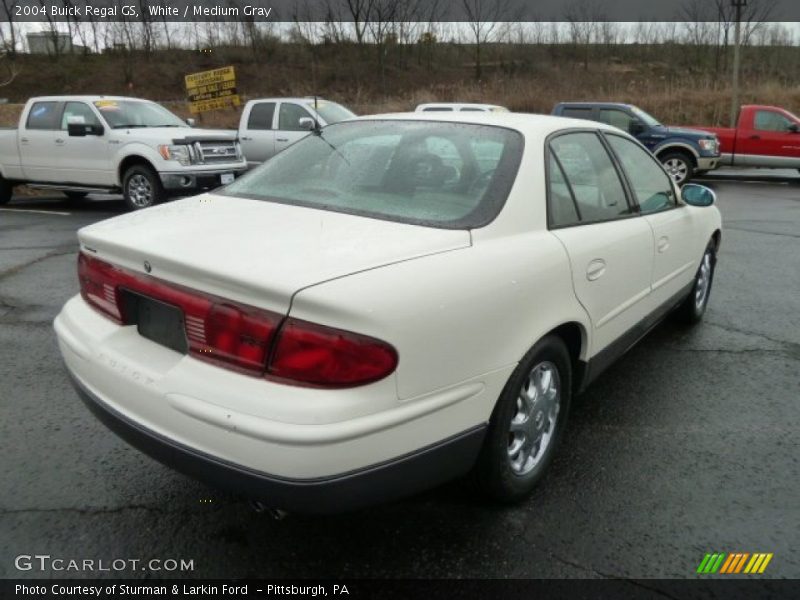  2004 Regal GS White