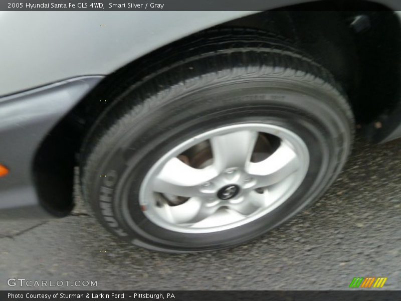 Smart Silver / Gray 2005 Hyundai Santa Fe GLS 4WD