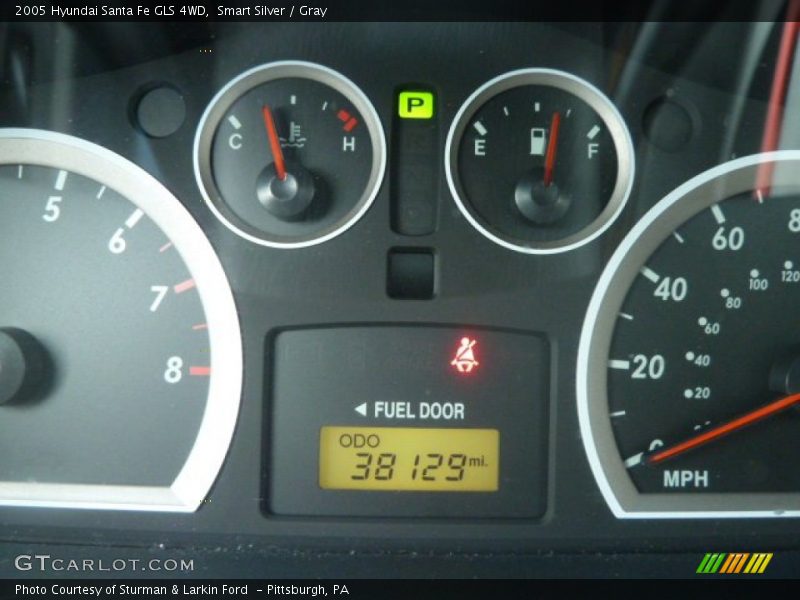 Smart Silver / Gray 2005 Hyundai Santa Fe GLS 4WD