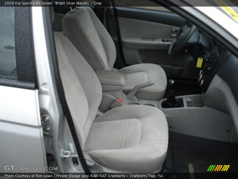 Bright Silver Metallic / Gray 2009 Kia Spectra EX Sedan