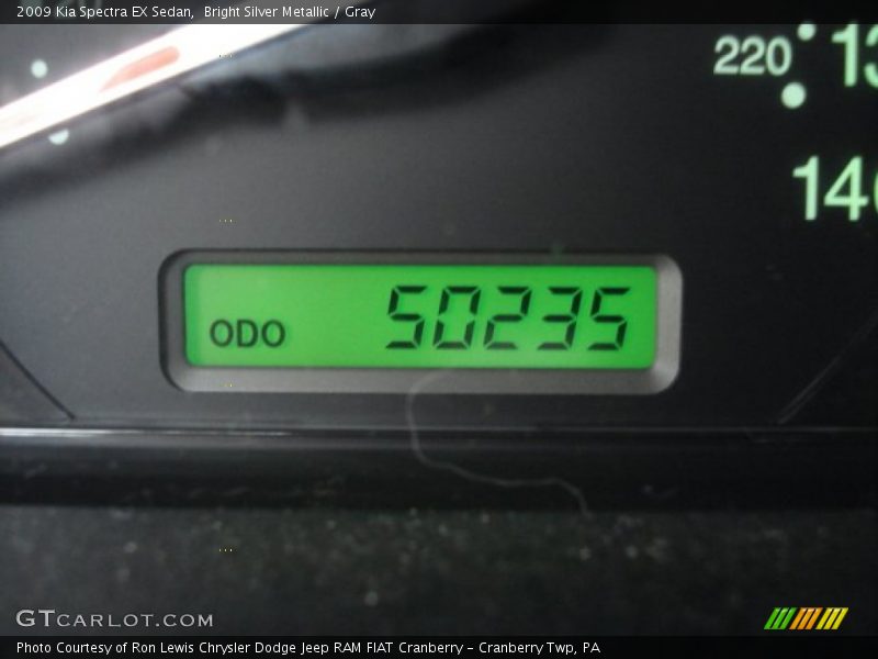 Bright Silver Metallic / Gray 2009 Kia Spectra EX Sedan