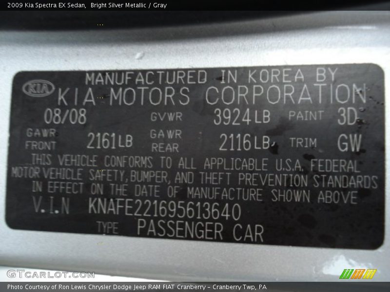 Bright Silver Metallic / Gray 2009 Kia Spectra EX Sedan