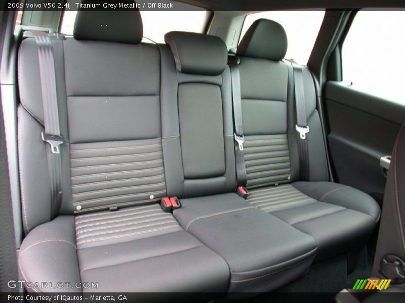 Rear Seat of 2009 V50 2.4i