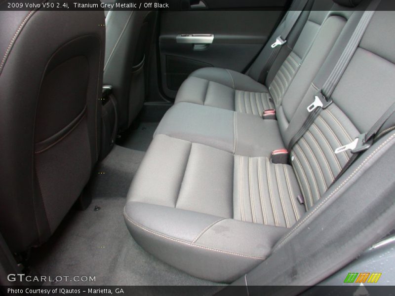 Titanium Grey Metallic / Off Black 2009 Volvo V50 2.4i