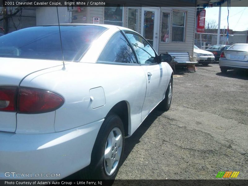 Bright White / Graphite 2001 Chevrolet Cavalier Coupe