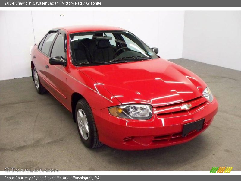 Victory Red / Graphite 2004 Chevrolet Cavalier Sedan
