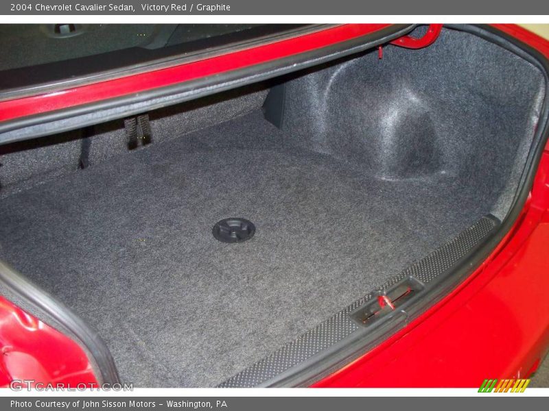 Victory Red / Graphite 2004 Chevrolet Cavalier Sedan