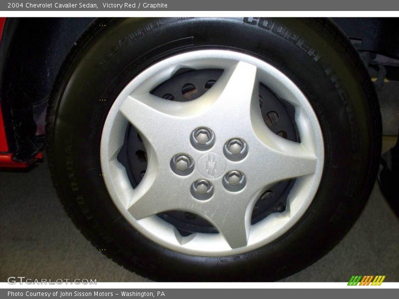 Victory Red / Graphite 2004 Chevrolet Cavalier Sedan