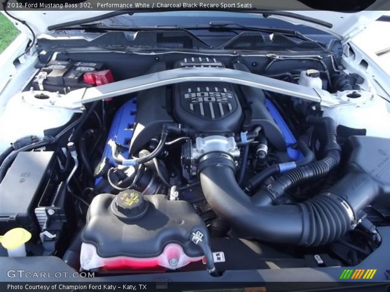  2012 Mustang Boss 302 Engine - 5.0 Liter Hi-Po DOHC 32-Valve Ti-VCT V8