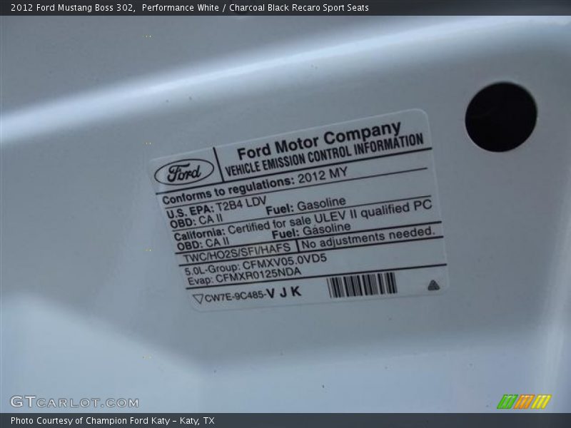 Performance White / Charcoal Black Recaro Sport Seats 2012 Ford Mustang Boss 302