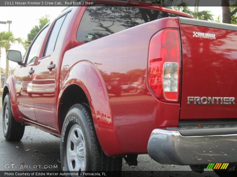 Red Brick / Steel 2011 Nissan Frontier S Crew Cab