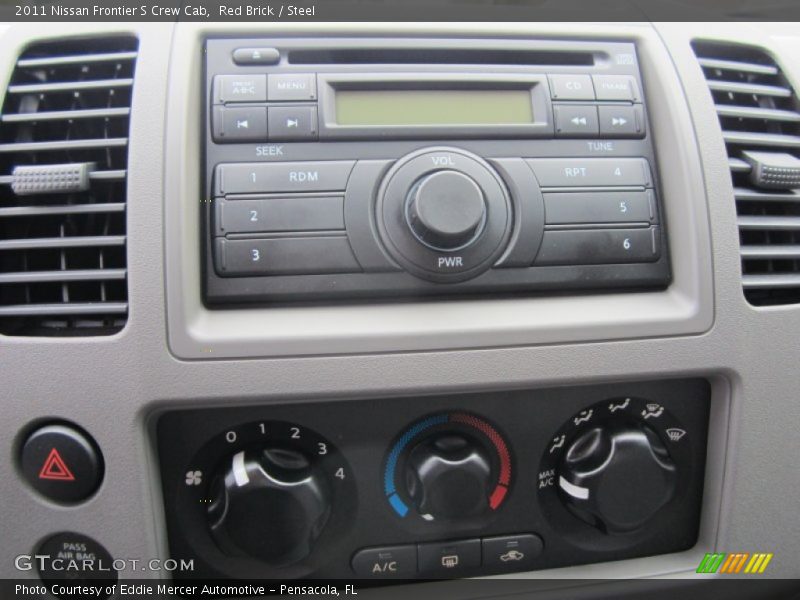 Controls of 2011 Frontier S Crew Cab