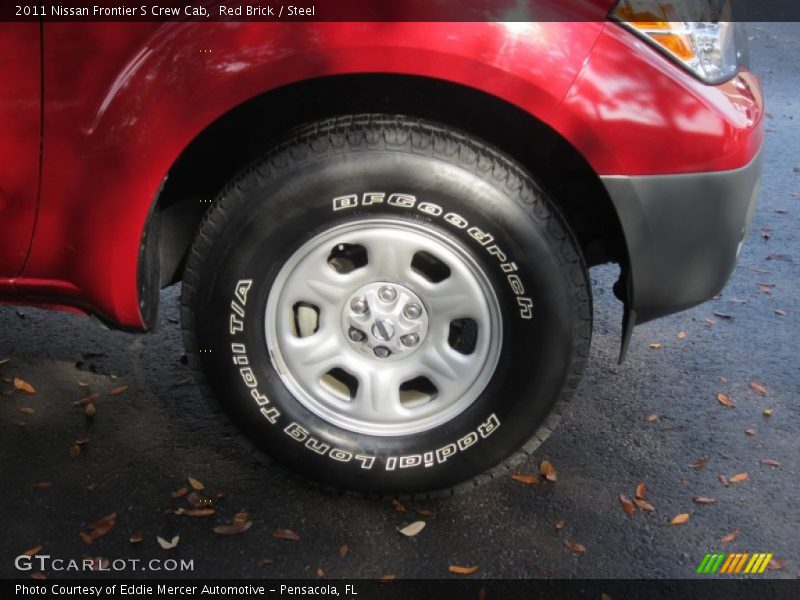 Red Brick / Steel 2011 Nissan Frontier S Crew Cab
