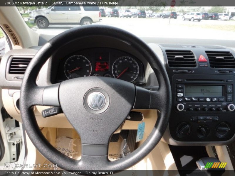 Campanella White / Pure Beige 2006 Volkswagen Jetta 2.5 Sedan