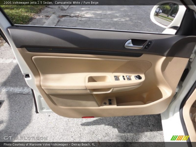 Campanella White / Pure Beige 2006 Volkswagen Jetta 2.5 Sedan