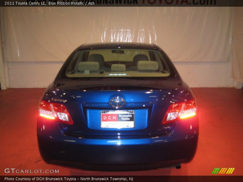 Blue Ribbon Metallic / Ash 2011 Toyota Camry LE
