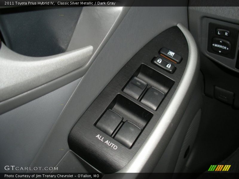 Classic Silver Metallic / Dark Gray 2011 Toyota Prius Hybrid IV