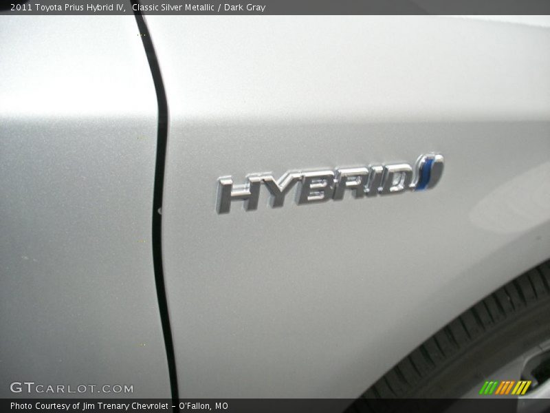 Classic Silver Metallic / Dark Gray 2011 Toyota Prius Hybrid IV