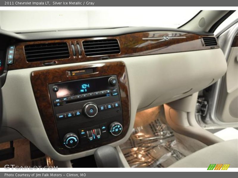 Silver Ice Metallic / Gray 2011 Chevrolet Impala LT