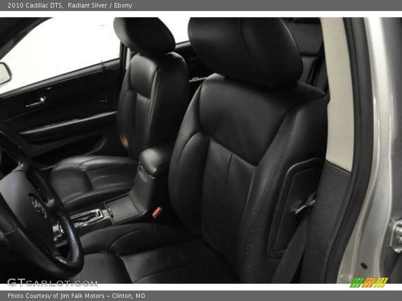 Radiant Silver / Ebony 2010 Cadillac DTS