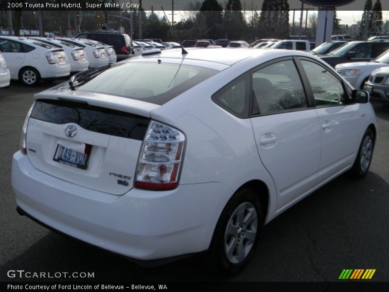 Super White / Gray 2006 Toyota Prius Hybrid