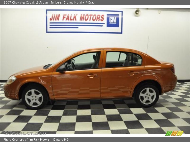 Sunburst Orange Metallic / Gray 2007 Chevrolet Cobalt LS Sedan
