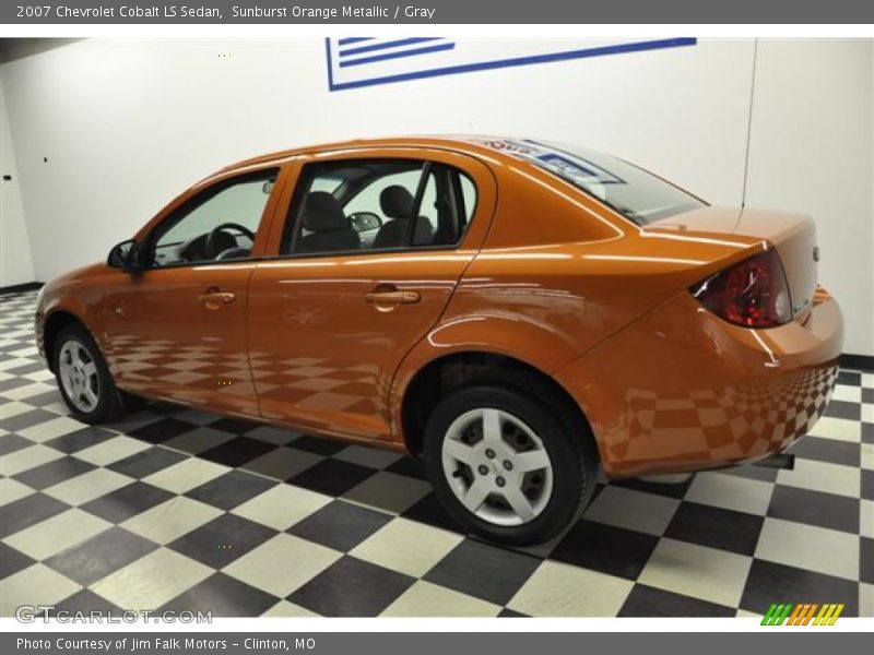 Sunburst Orange Metallic / Gray 2007 Chevrolet Cobalt LS Sedan