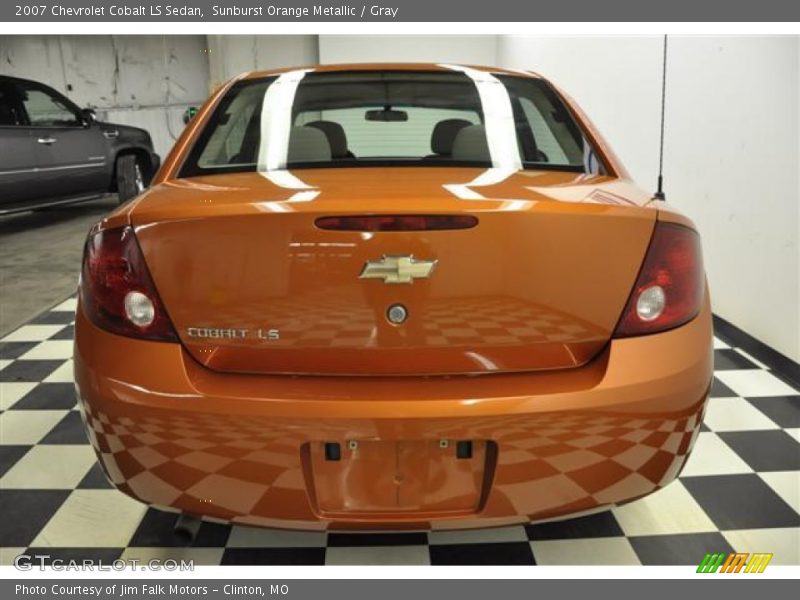 Sunburst Orange Metallic / Gray 2007 Chevrolet Cobalt LS Sedan