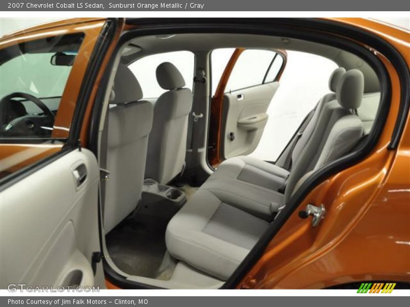Sunburst Orange Metallic / Gray 2007 Chevrolet Cobalt LS Sedan
