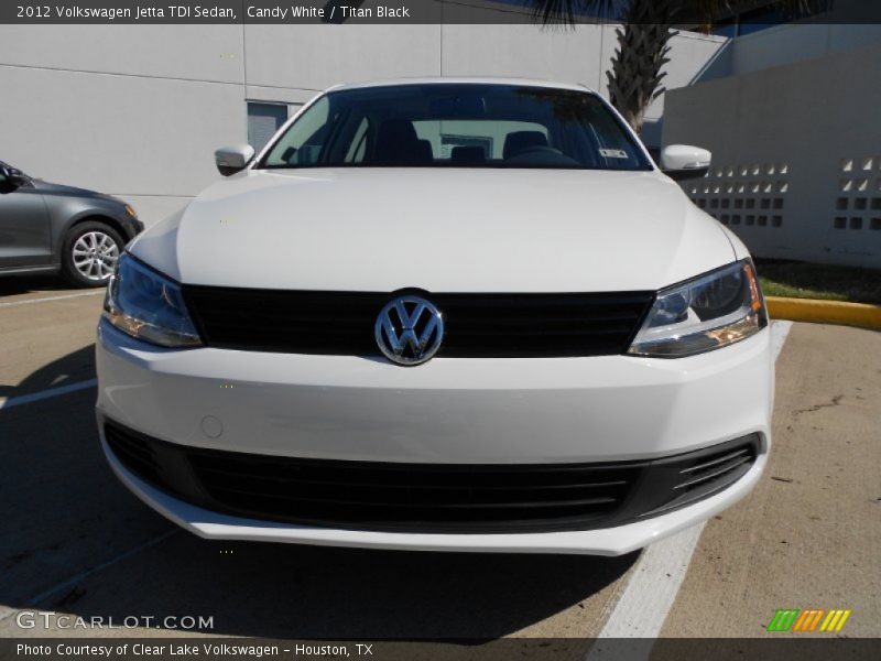 Candy White / Titan Black 2012 Volkswagen Jetta TDI Sedan
