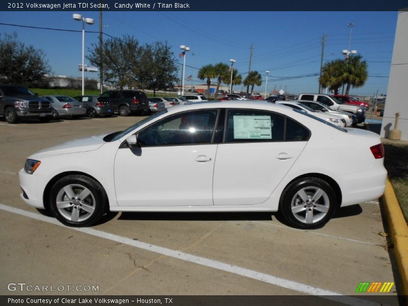 Candy White / Titan Black 2012 Volkswagen Jetta TDI Sedan