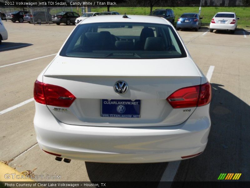 Candy White / Titan Black 2012 Volkswagen Jetta TDI Sedan