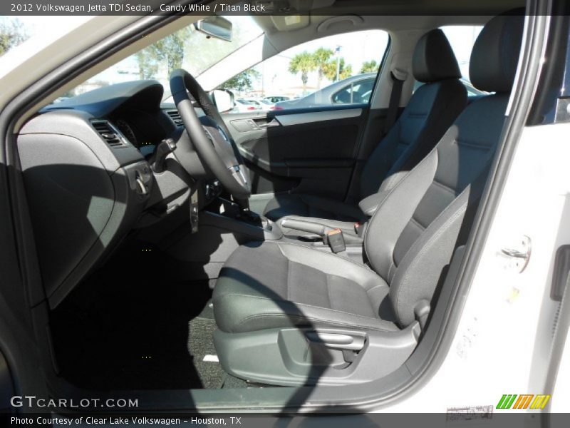 Candy White / Titan Black 2012 Volkswagen Jetta TDI Sedan