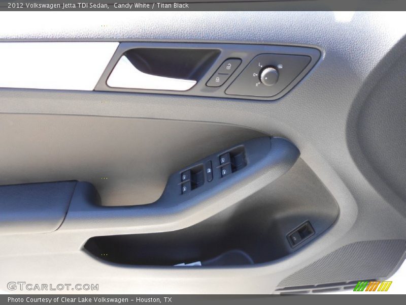 Candy White / Titan Black 2012 Volkswagen Jetta TDI Sedan