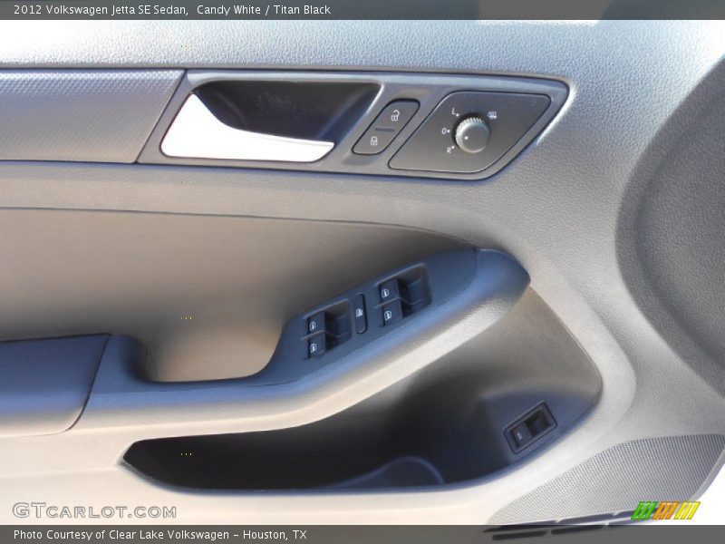 Candy White / Titan Black 2012 Volkswagen Jetta SE Sedan