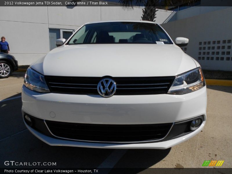 Candy White / Titan Black 2012 Volkswagen Jetta TDI Sedan
