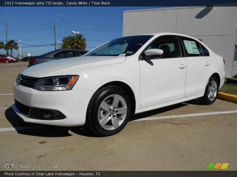 Candy White / Titan Black 2012 Volkswagen Jetta TDI Sedan