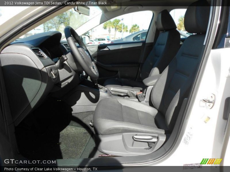 Candy White / Titan Black 2012 Volkswagen Jetta TDI Sedan