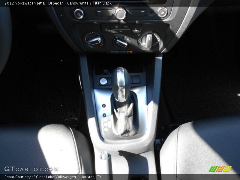 Candy White / Titan Black 2012 Volkswagen Jetta TDI Sedan