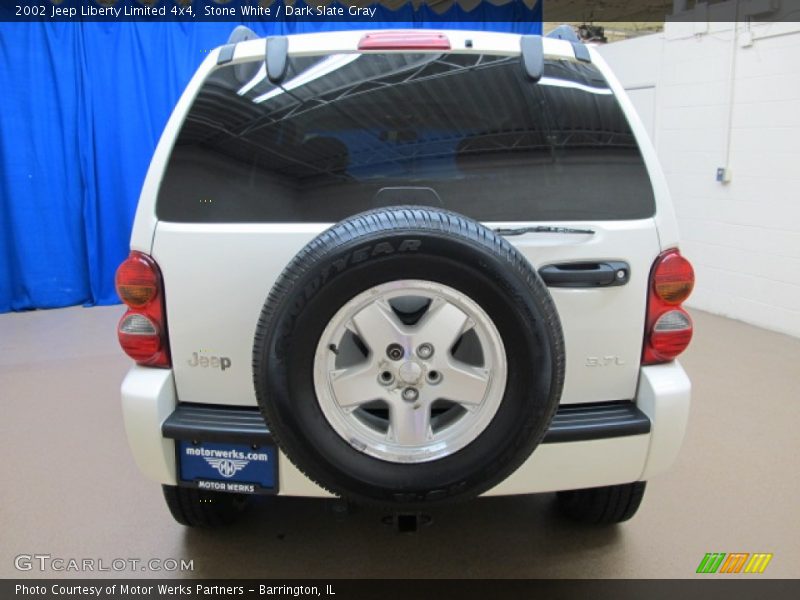 Stone White / Dark Slate Gray 2002 Jeep Liberty Limited 4x4