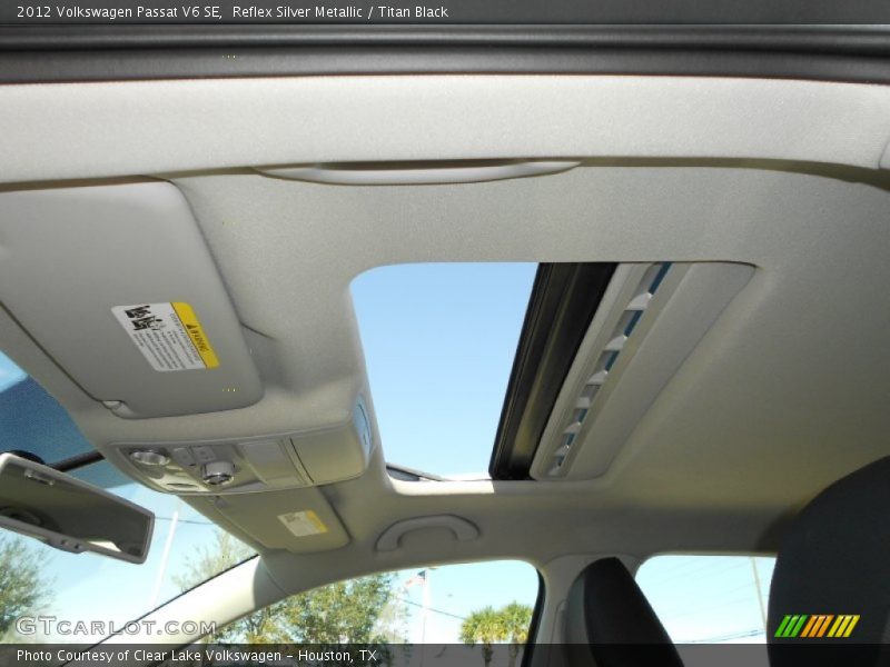 Reflex Silver Metallic / Titan Black 2012 Volkswagen Passat V6 SE