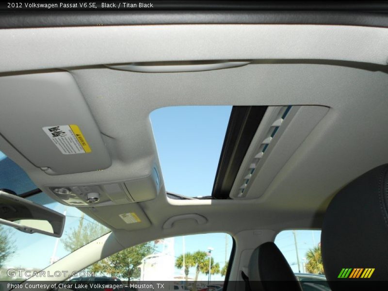 Black / Titan Black 2012 Volkswagen Passat V6 SE