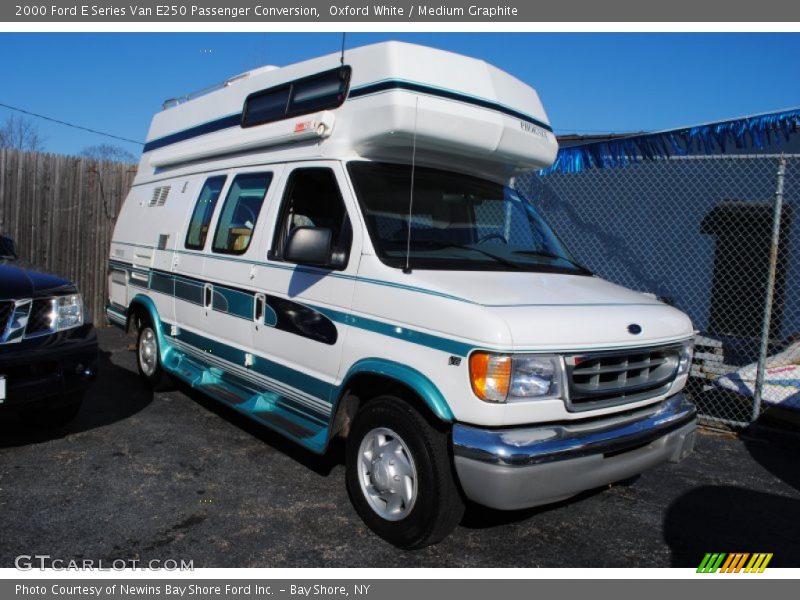 Oxford White / Medium Graphite 2000 Ford E Series Van E250 Passenger Conversion