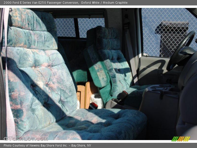 Oxford White / Medium Graphite 2000 Ford E Series Van E250 Passenger Conversion