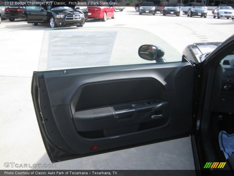 Pitch Black / Dark Slate Gray 2012 Dodge Challenger R/T Classic