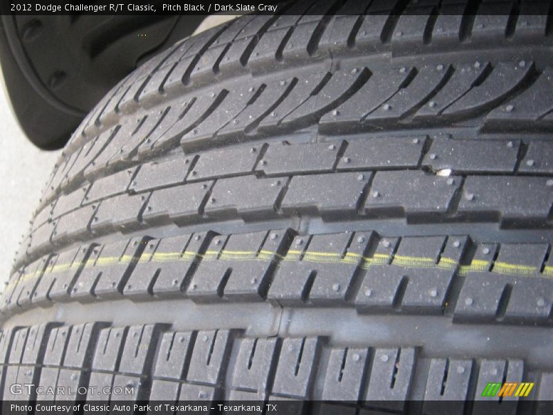 Pitch Black / Dark Slate Gray 2012 Dodge Challenger R/T Classic