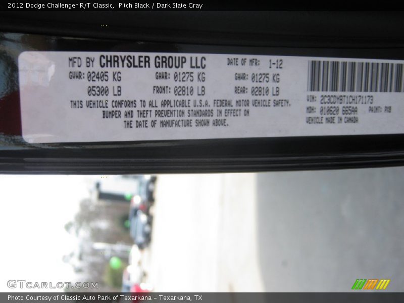 Pitch Black / Dark Slate Gray 2012 Dodge Challenger R/T Classic