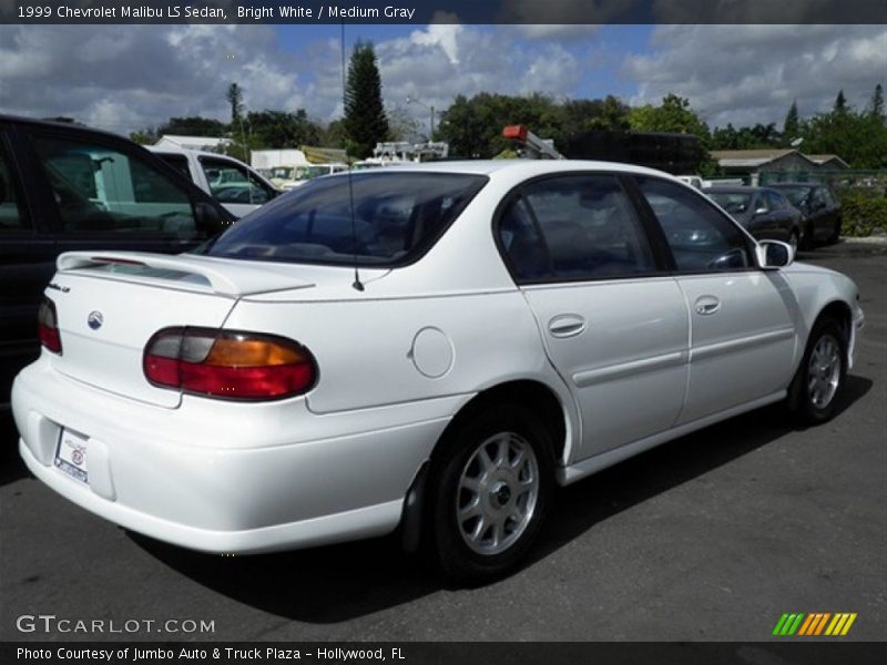 Bright White / Medium Gray 1999 Chevrolet Malibu LS Sedan