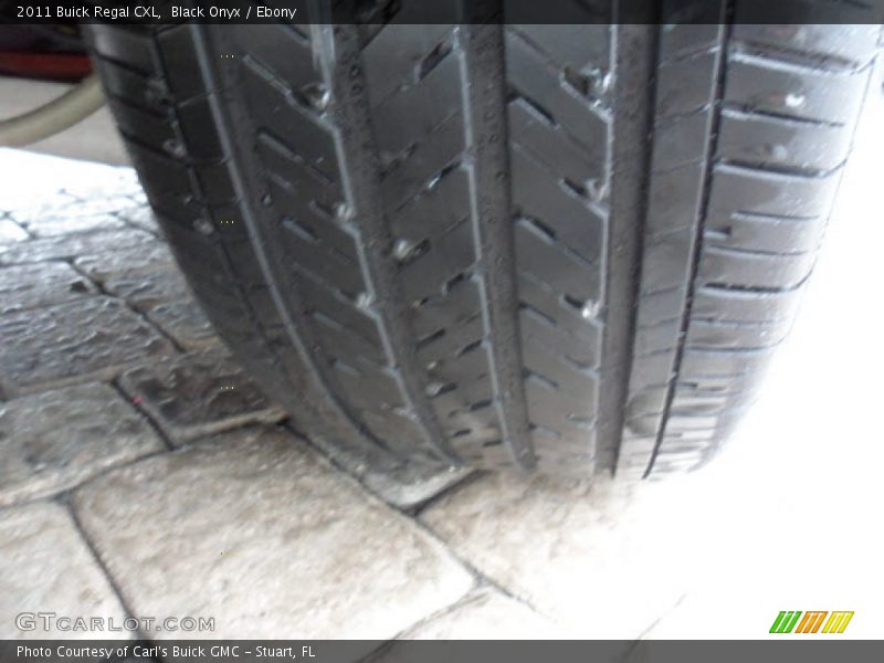 Black Onyx / Ebony 2011 Buick Regal CXL